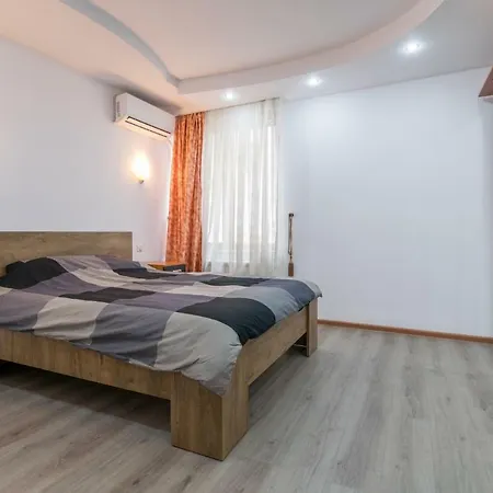 #very Spacious 2br 110 Near Old Town *