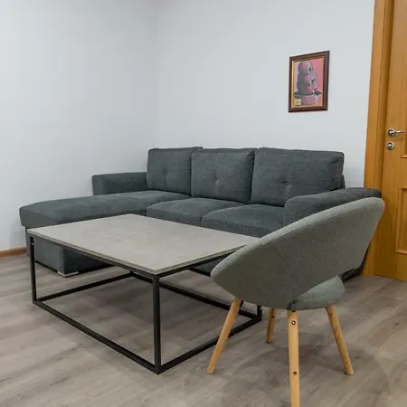 #very Spacious 2br 110 Near Old Town Apartament *